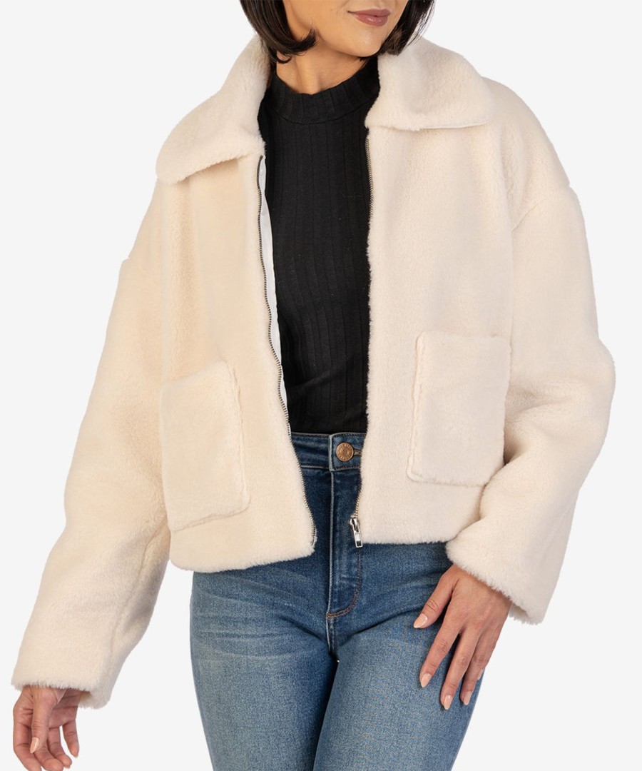 Clothing Kut from the Kloth | Drea Faux Fur Jacket Cream